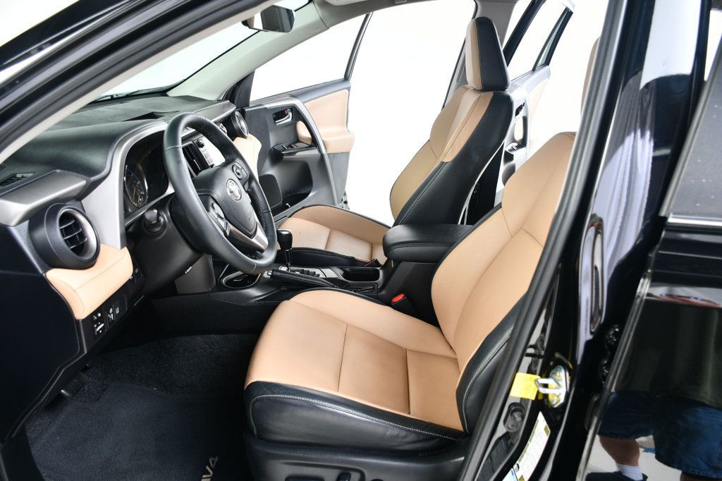 2016 Toyota RAV4 Limited photo 24