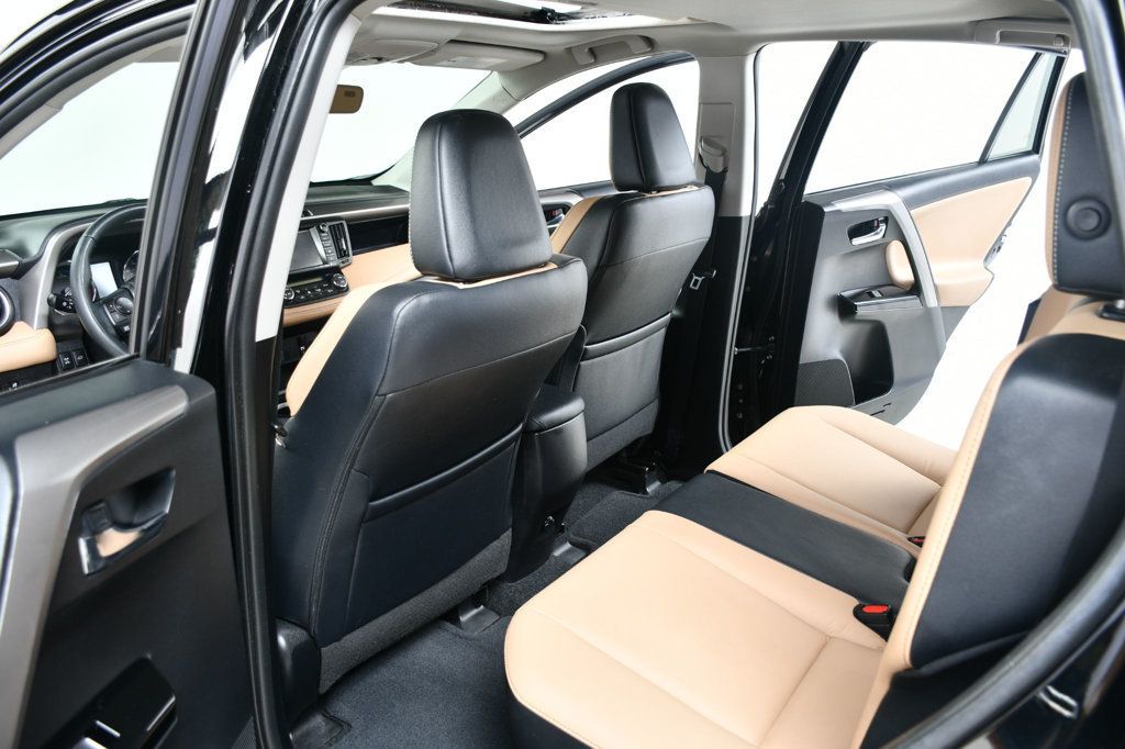 2016 Toyota RAV4 Limited photo 28