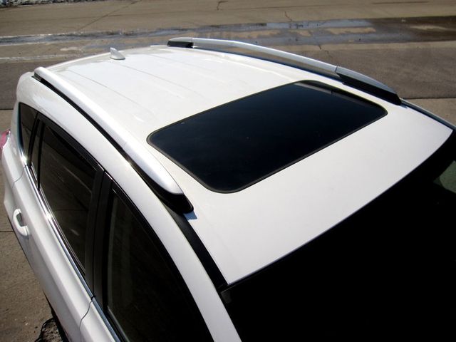 2016 Toyota RAV4 AWD 4dr XLE - 22994725 - 14