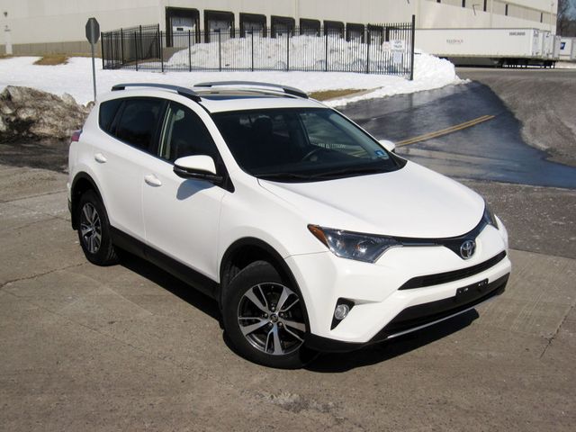 2016 Toyota RAV4 AWD 4dr XLE - 22994725 - 1