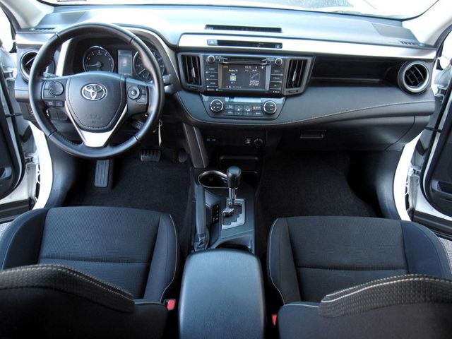 2016 Toyota RAV4 AWD 4dr XLE - 22994725 - 20