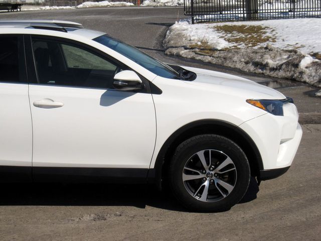 2016 Toyota RAV4 AWD 4dr XLE - 22994725 - 6