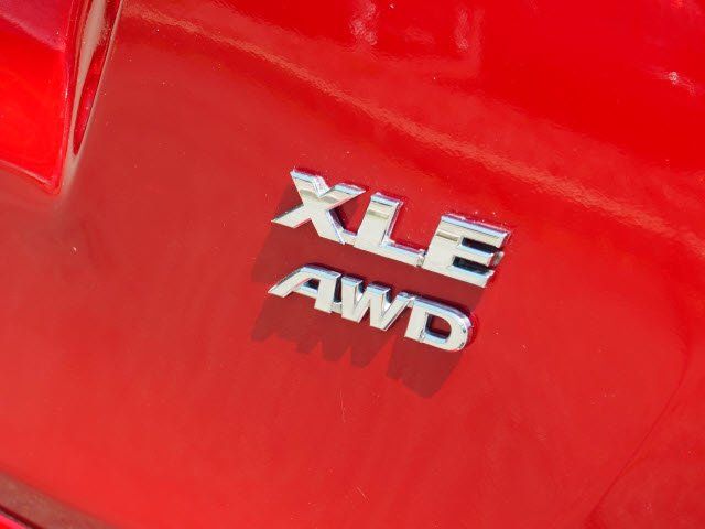 2016 Toyota RAV4 AWD 4dr XLE - 19240949 - 3