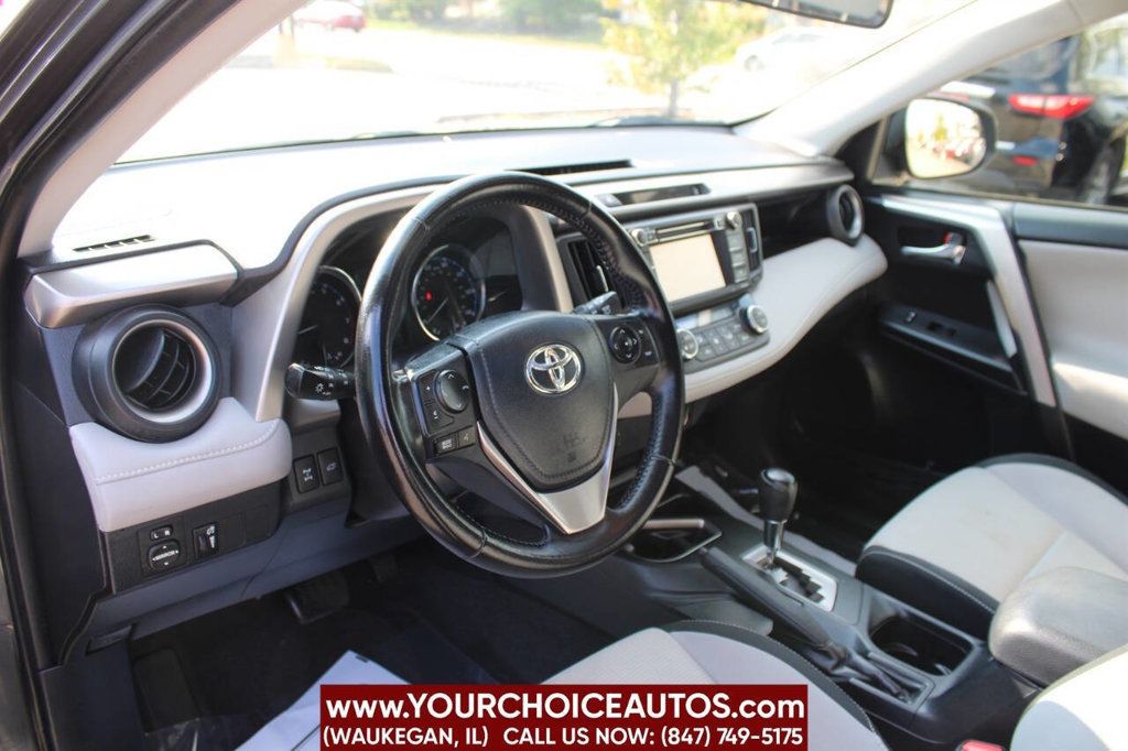 2016 Toyota RAV4 AWD 4dr XLE - 22554216 - 9