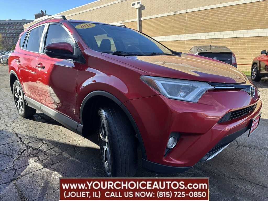 2016 Toyota RAV4 AWD 4dr XLE - 22884304 - 11