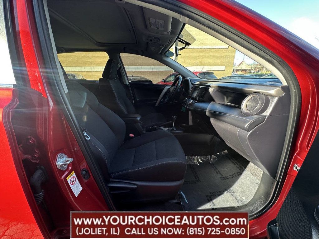 2016 Toyota RAV4 AWD 4dr XLE - 22884304 - 25