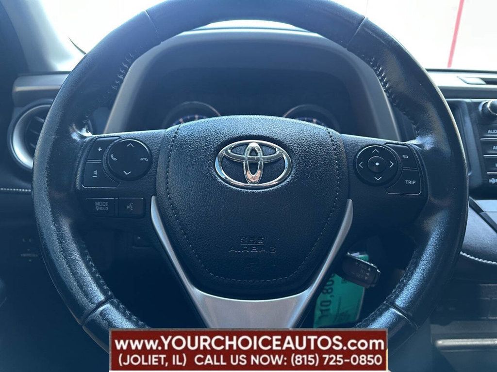 2016 Toyota RAV4 AWD 4dr XLE - 22884304 - 31
