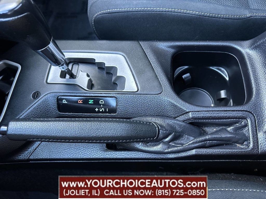 2016 Toyota RAV4 AWD 4dr XLE - 22884304 - 44