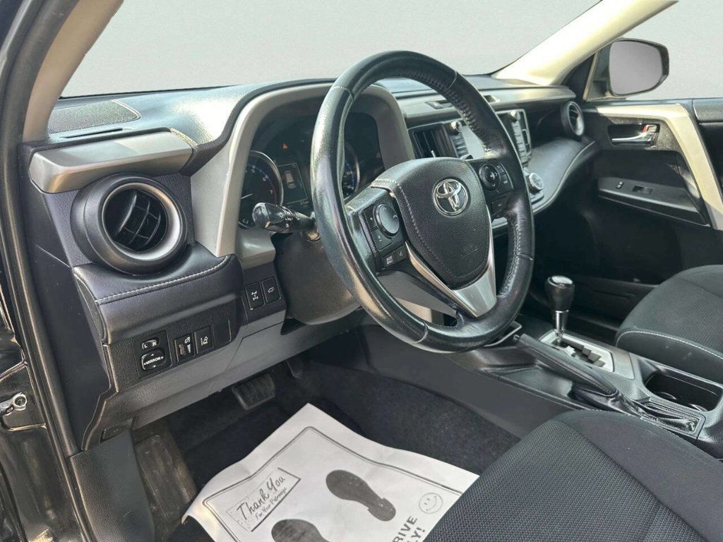 2016 Toyota RAV4 AWD 4dr XLE - 23036793 - 12