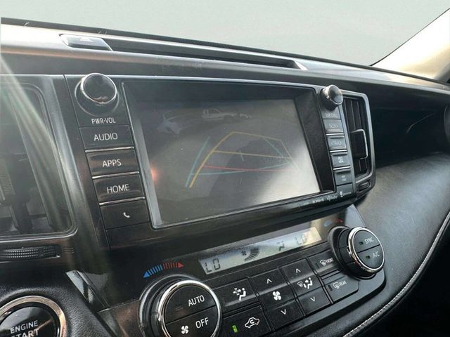2016 Toyota RAV4 AWD 4dr XLE - 23036793 - 30