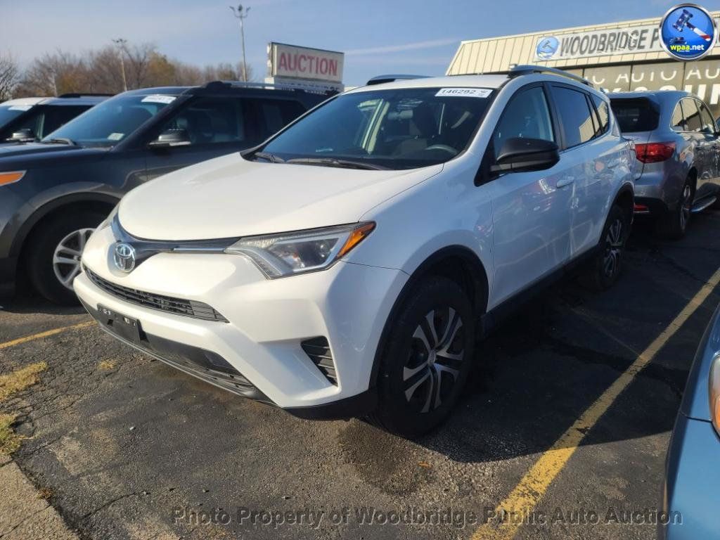 2016 Toyota RAV4 FWD 4dr LE - 22957286 | Video 1