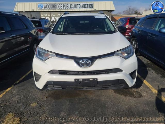 2016 Toyota RAV4 FWD 4dr LE - 22957286 - 1