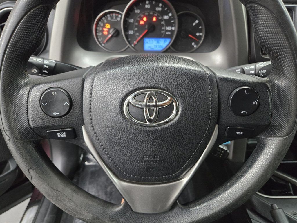 2016 Toyota RAV4 FWD 4dr LE - 22487695 - 15