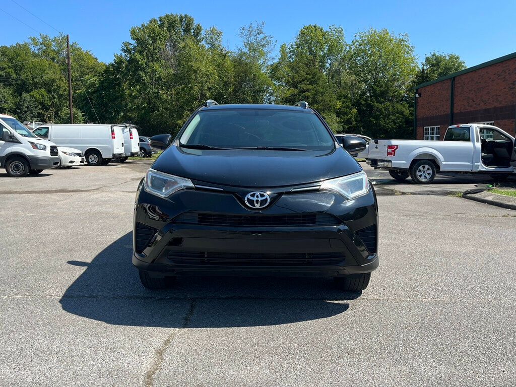 2016 Toyota RAV4 FWD 4dr LE - 22584127 - 1