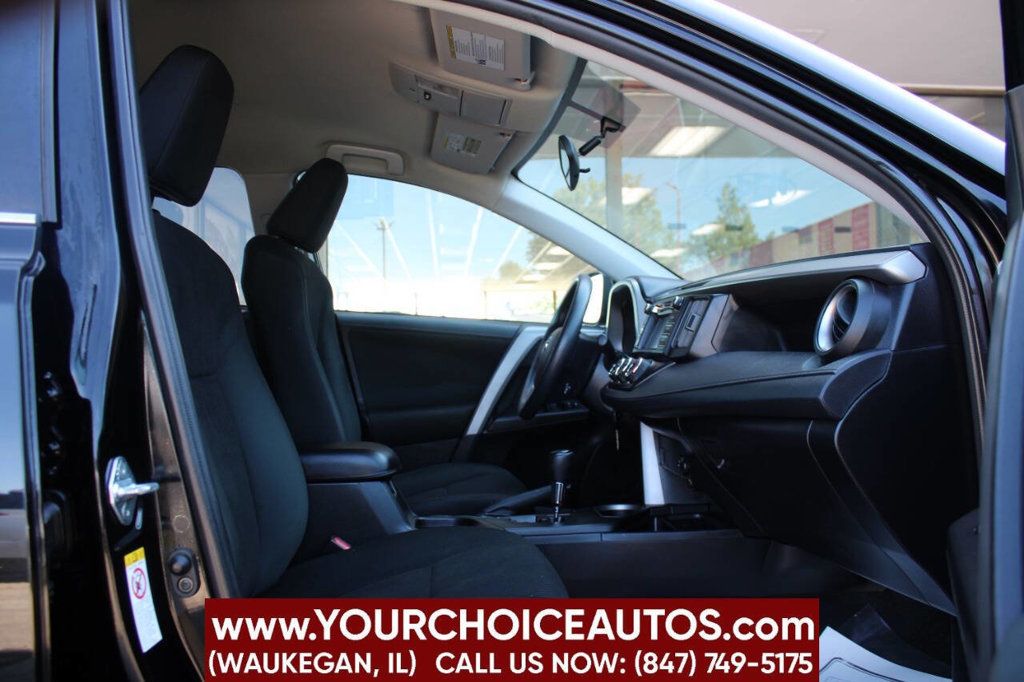 2016 Toyota RAV4 FWD 4dr LE - 22910487 - 10