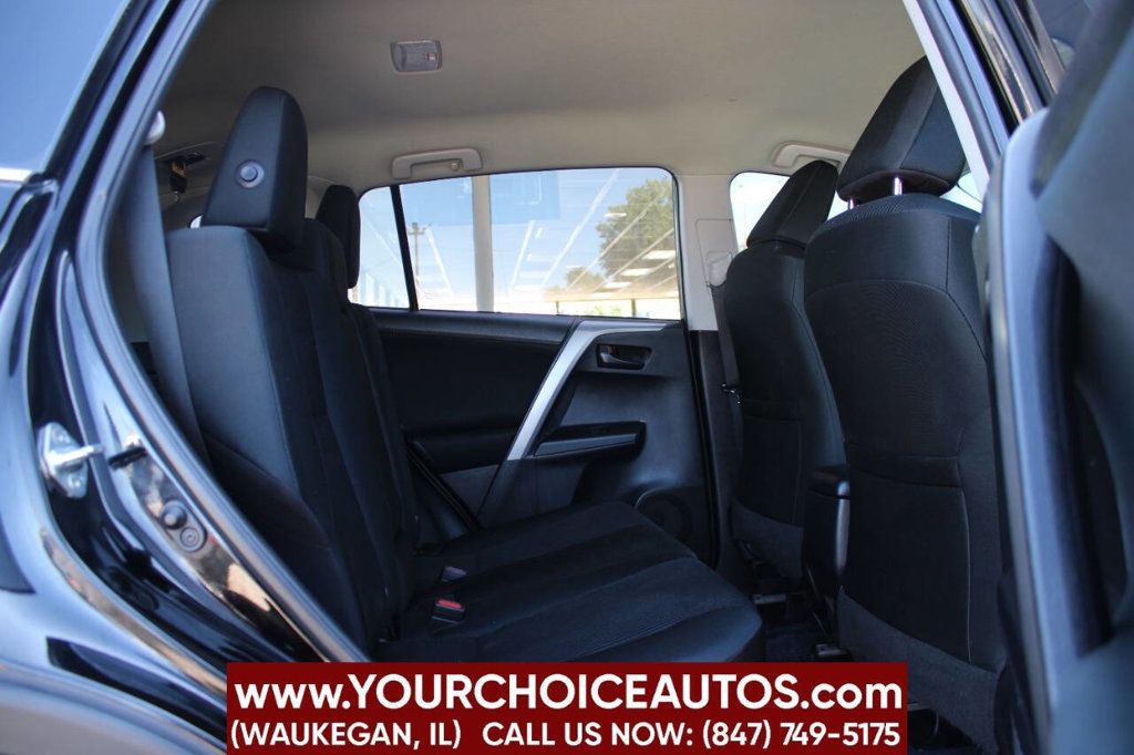 2016 Toyota RAV4 FWD 4dr LE - 22910487 - 12