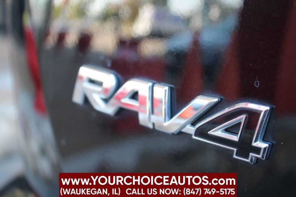 2016 Toyota RAV4 FWD 4dr LE - 22910487 - 17