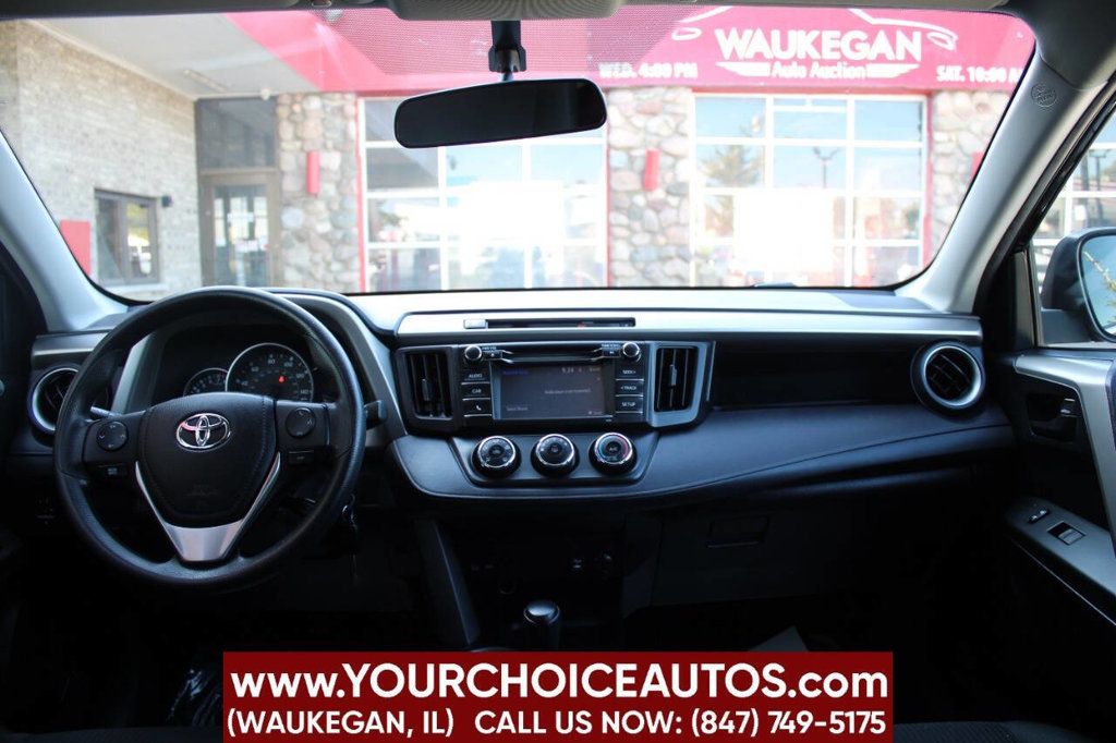 2016 Toyota RAV4 FWD 4dr LE - 22910487 - 20