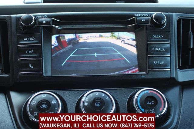 2016 Toyota RAV4 FWD 4dr LE - 22910487 - 23