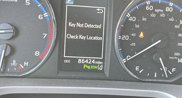 2016 Toyota RAV4 FWD 4dr Limited - 23092616 - 10