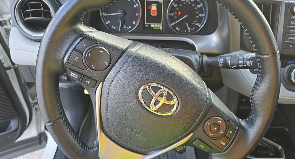 2016 Toyota RAV4 FWD 4dr Limited - 23092616 - 8
