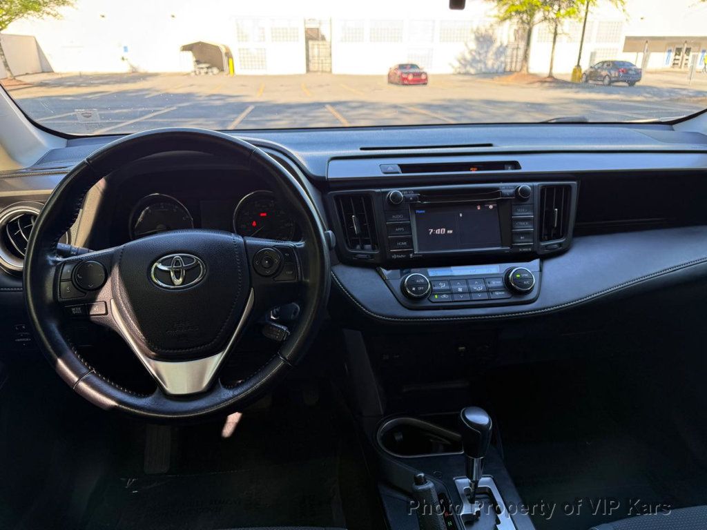2016 Toyota RAV4 FWD 4dr XLE - 23009512 - 12