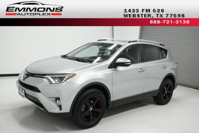 2016 Toyota RAV4 FWD 4dr XLE - 22937586 - 0
