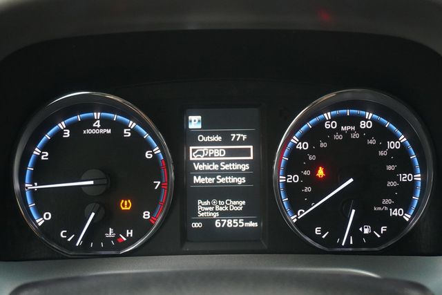 2016 Toyota RAV4 FWD 4dr XLE - 22937586 - 24