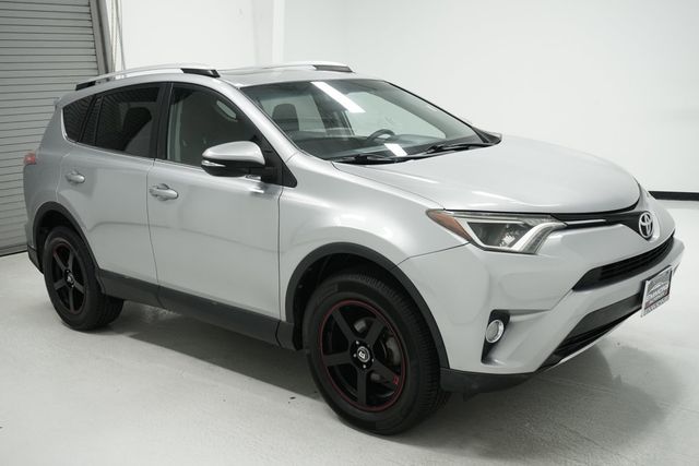 2016 Toyota RAV4 FWD 4dr XLE - 22937586 - 2