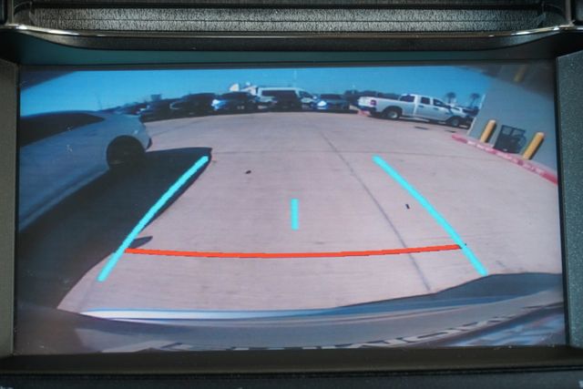 2016 Toyota RAV4 FWD 4dr XLE - 22937586 - 35