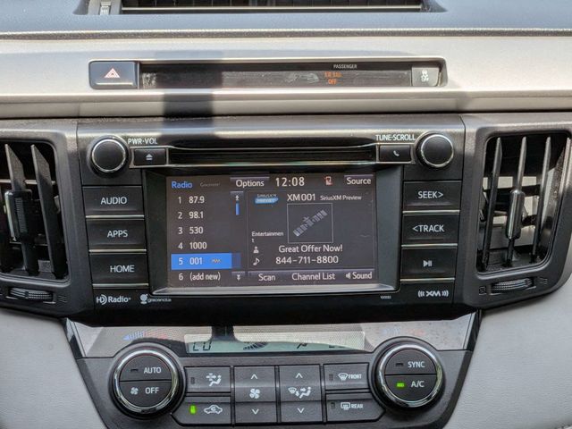 2016 Toyota RAV4 FWD 4dr XLE - 23056088 - 17