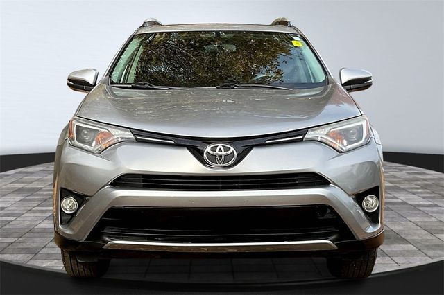 2016 Toyota RAV4 FWD 4dr XLE - 22936051 - 1