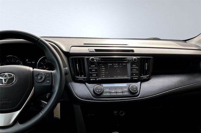 2016 Toyota RAV4 FWD 4dr XLE - 22936051 - 23