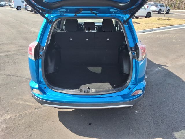 2016 Toyota RAV4 FWD 4dr XLE - 22988039 - 9