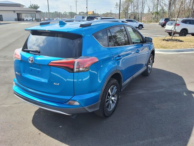 2016 Toyota RAV4 FWD 4dr XLE - 22988039 - 10