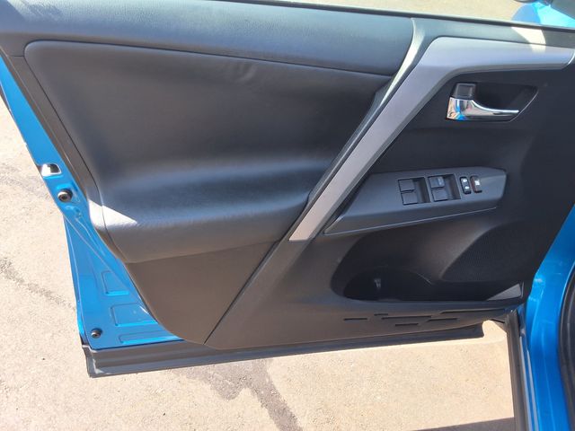 2016 Toyota RAV4 FWD 4dr XLE - 22988039 - 3
