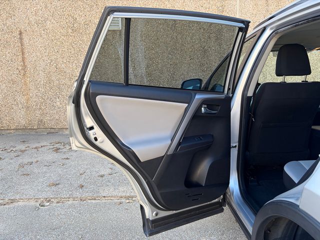 2016 Toyota RAV4 Hybrid 2016 Toyota RAV4 - 22973860 - 24