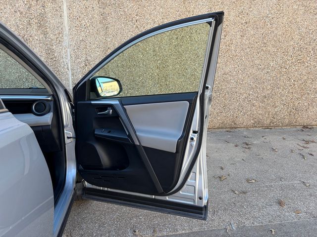 2016 Toyota RAV4 Hybrid 2016 Toyota RAV4 - 22973860 - 26