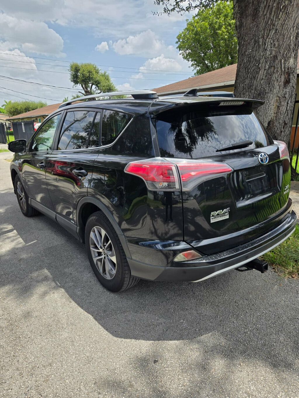2016 Toyota RAV4 Hybrid AWD 4dr XLE - 23055318 - 5