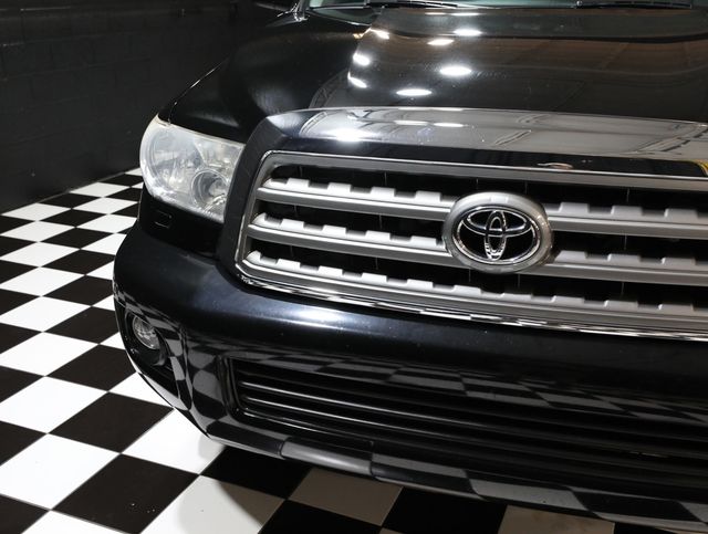 2016 Toyota Sequoia 4WD 5.7L FFV Limited - 23053532 - 11