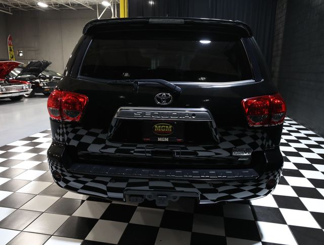 2016 Toyota Sequoia 4WD 5.7L FFV Limited - 23053532 - 18