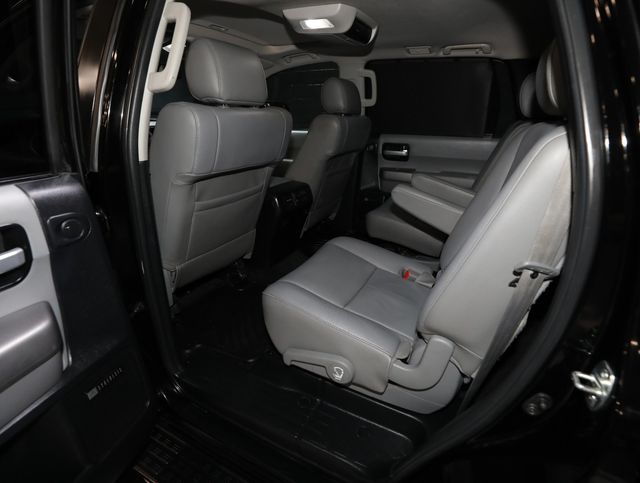 2016 Toyota Sequoia 4WD 5.7L FFV Limited - 23053532 - 3