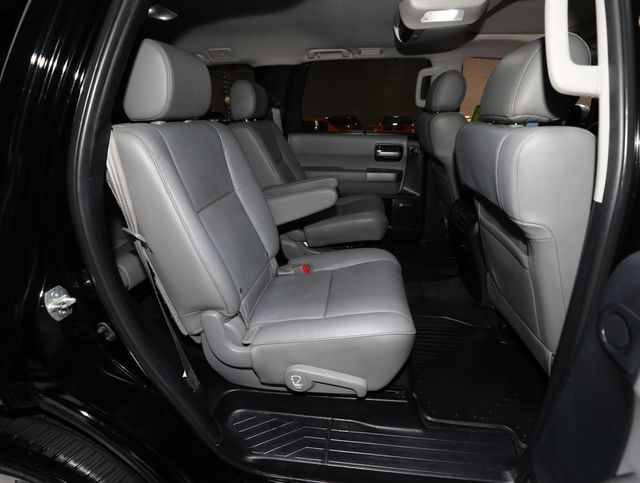 2016 Toyota Sequoia 4WD 5.7L FFV Limited - 23053532 - 40