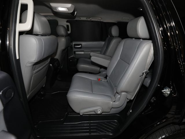 2016 Toyota Sequoia 4WD 5.7L FFV Limited - 23053532 - 48