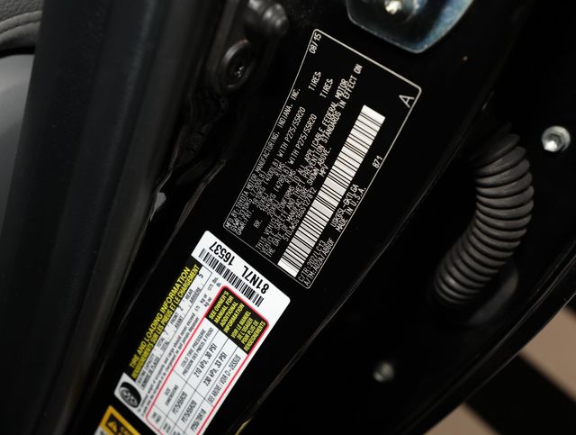 2016 Toyota Sequoia 4WD 5.7L FFV Limited - 23053532 - 74