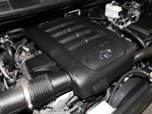 2016 Toyota Sequoia 4WD 5.7L FFV Limited - 23053532 - 85