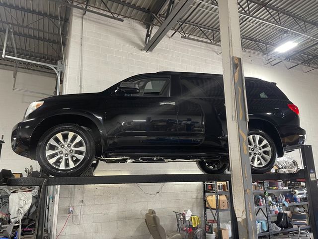 2016 Toyota Sequoia 4WD 5.7L FFV Limited - 23053532 - 88