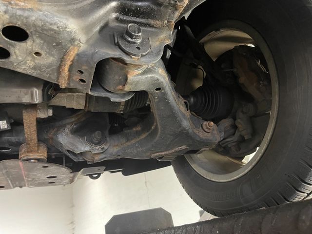 2016 Toyota Sequoia 4WD 5.7L FFV Limited - 23053532 - 91