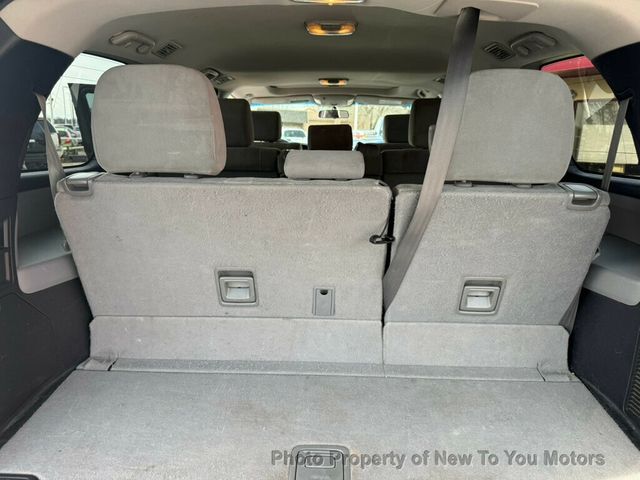 2016 Toyota Sequoia 4WD 5.7L FFV SR5 - 22975570 - 18