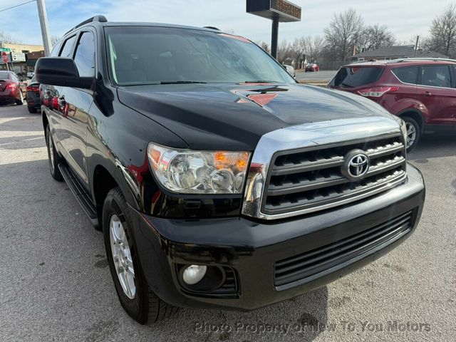 2016 Toyota Sequoia 4WD 5.7L FFV SR5 - 22975570 - 26